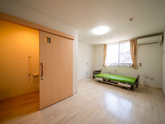 清潔感ある居室の風景