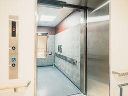 バリアフリーエレベーター