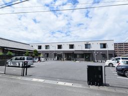 清潔感のある建物の外観