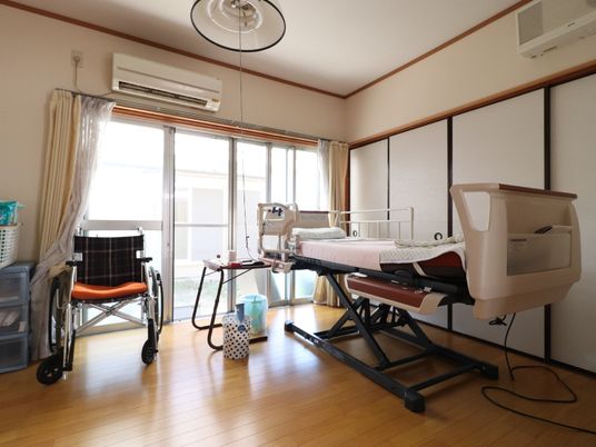 たたみ込み式ベッドの居室