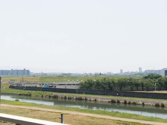 都市の景観を見渡せる空間