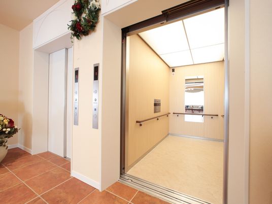 バリアフリーなエレベーター