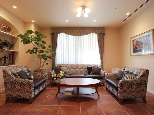 温かみのある居室のインテリア