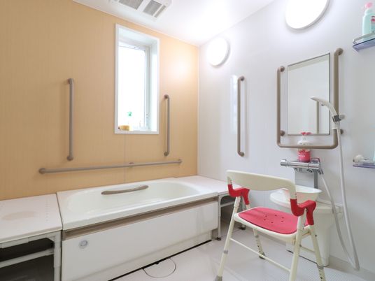 バリアフリー浴室設備