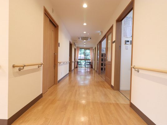 廊下の手すり設置