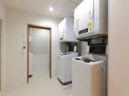 洗濯機と乾燥機の設備