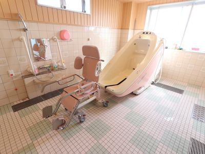 清潔な浴室の様子