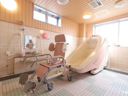 清潔な浴室設備