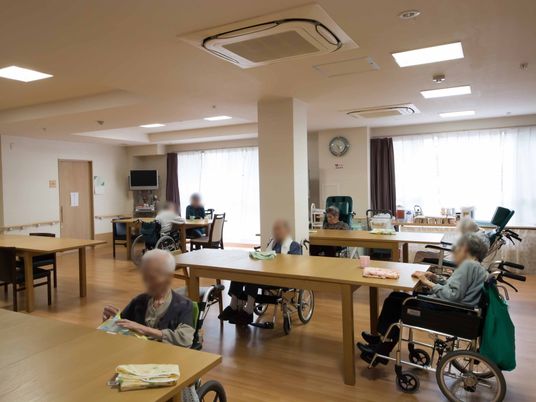 広々とした快適な食堂