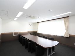 明るい会議スペース