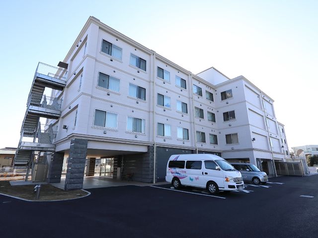清潔感のある施設外観