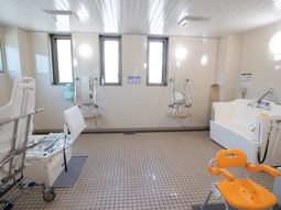 バリアフリー浴室設備