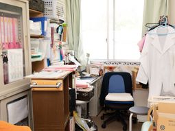 事務室満載の状態