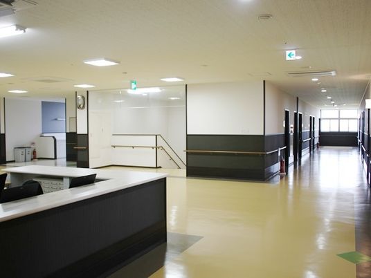 広々とした廊下