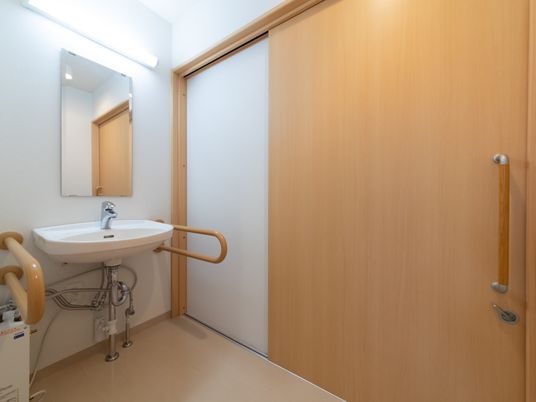 バリアフリーの洗面所