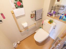 清潔なトイレの一角