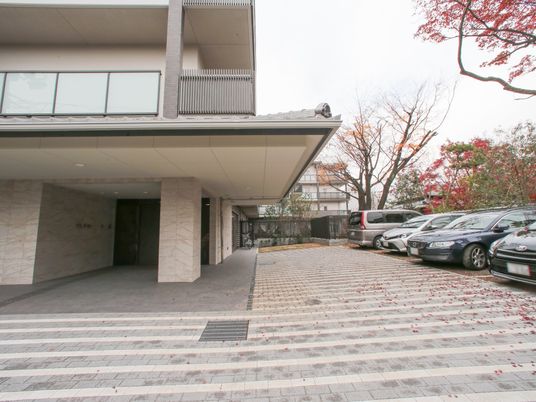 広々としたエントランス