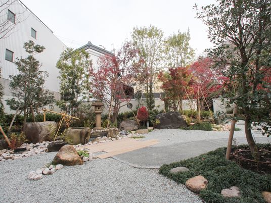 和風の美しい中庭