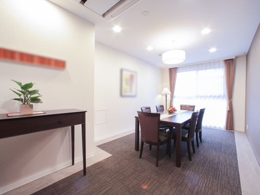 居室のダイニングエリア