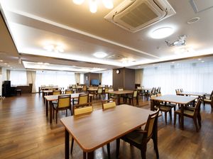 広々とした清潔な食堂