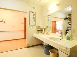 清潔な洗面所の様子