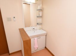 清潔な洗面台