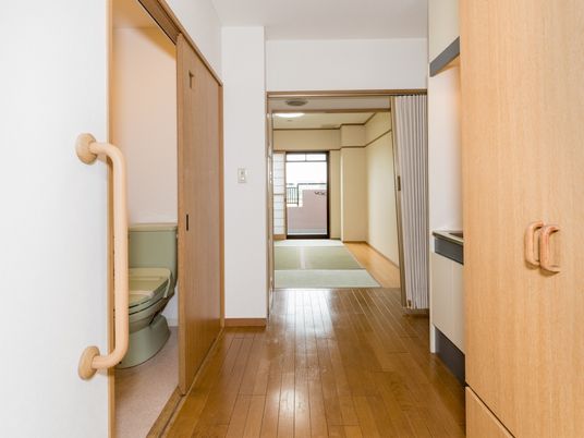 居室入口のバリアフリー設計