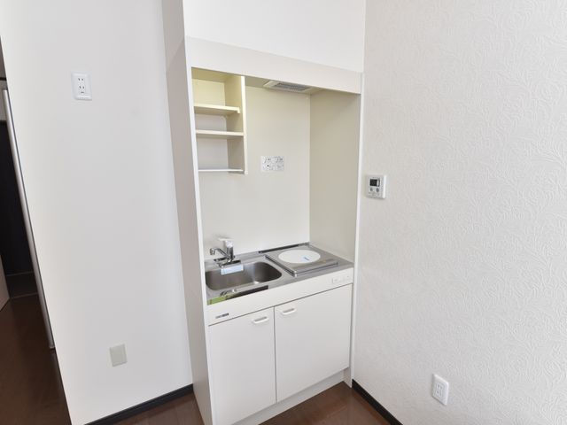 清潔な洋室キッチン