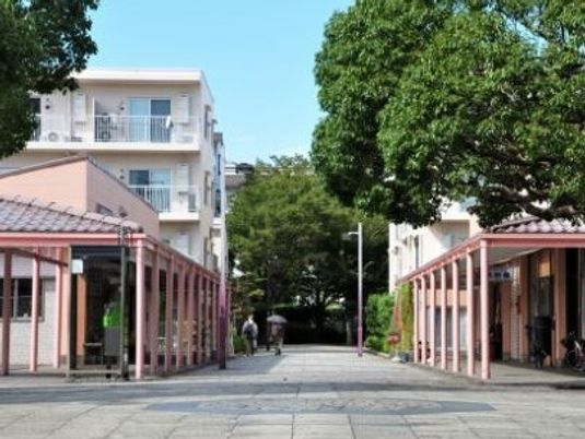 清潔感あるエントランス
