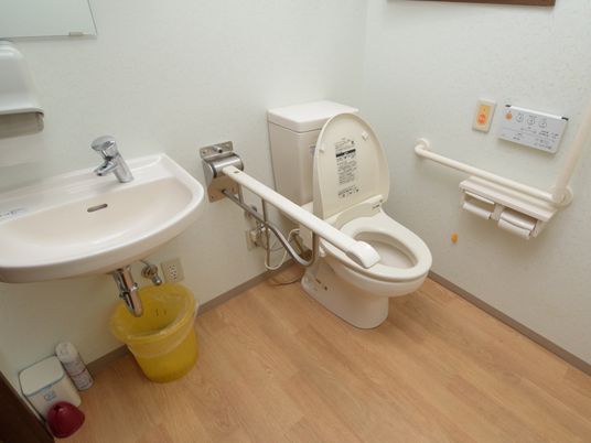 バリアフリートイレ