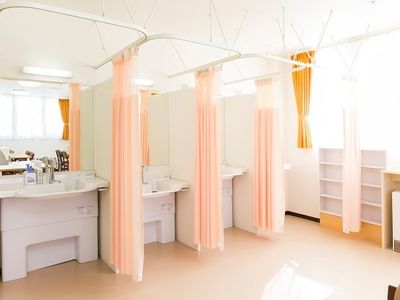 清潔感ある洗面台エリア