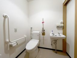 清潔な設備のトイレ