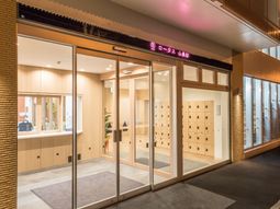 明るいエントランス