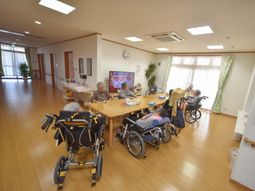 明るい多目的スペース