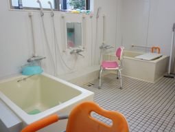 バリアフリー浴室設備
