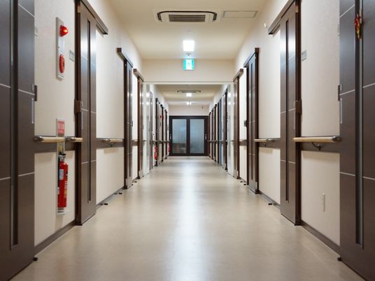 きれいで明るい廊下