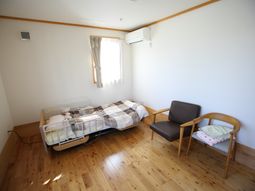 居室の明るいインテリア