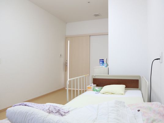 清潔で広々とした居室