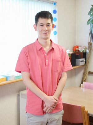 スタッフの笑顔イメージ
