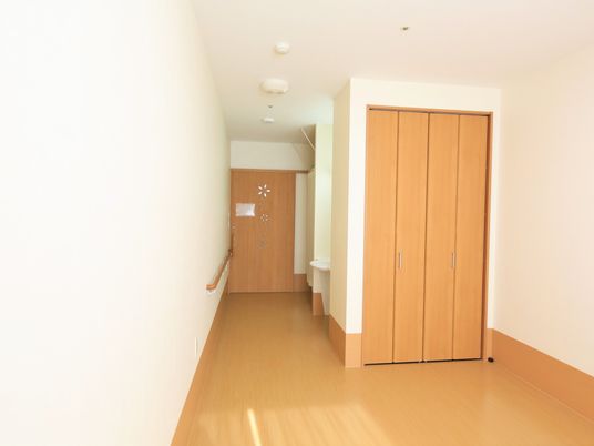 快適な居室の廊下