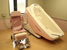 機器付き快適浴室