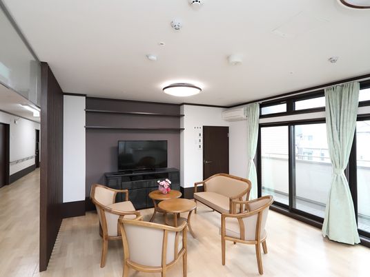 快適な共有ラウンジ