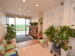 明るいエントランス