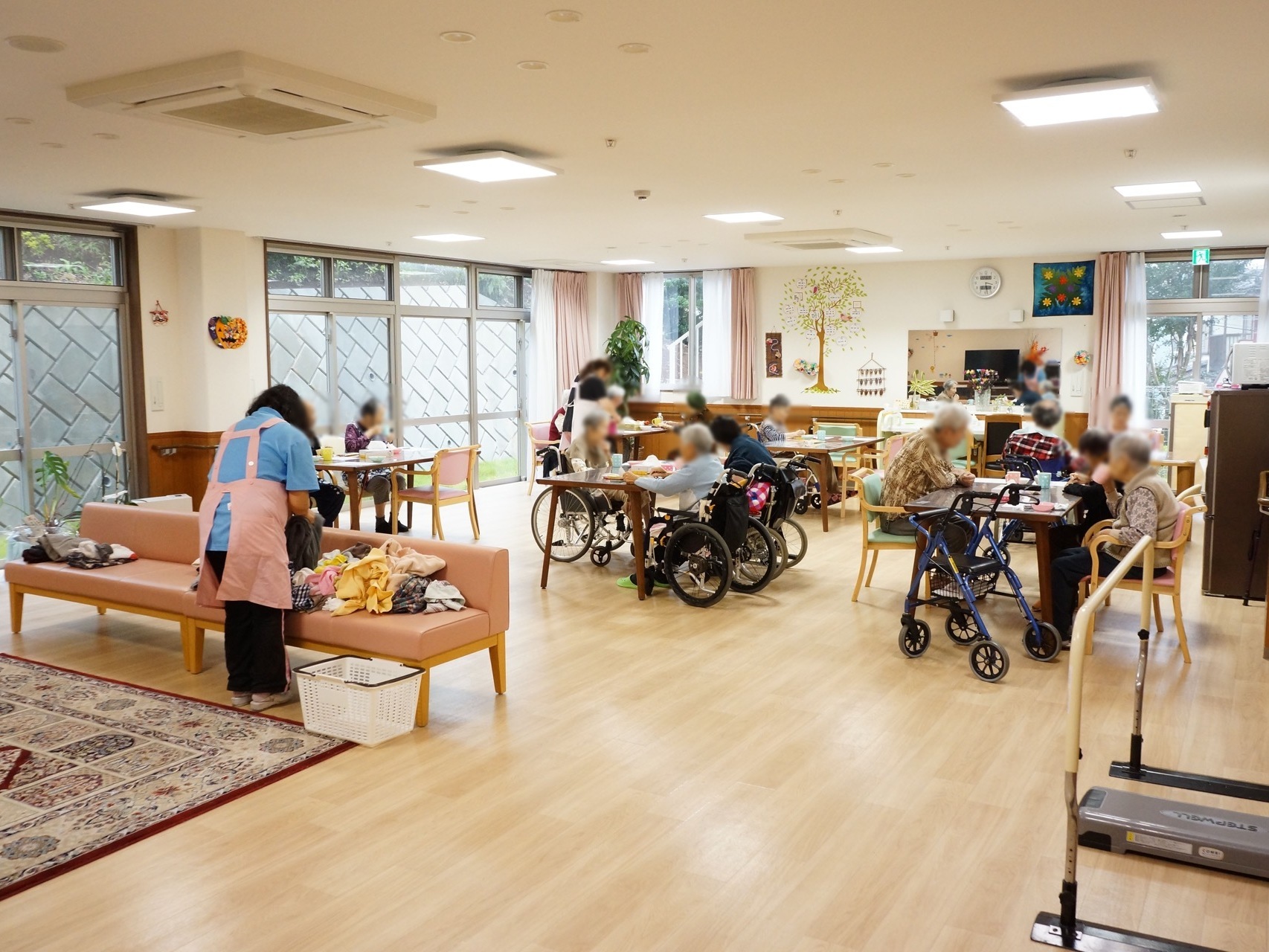 産休あり】住宅型有料老人ホーム グループリビングアリスの家椿峰館 