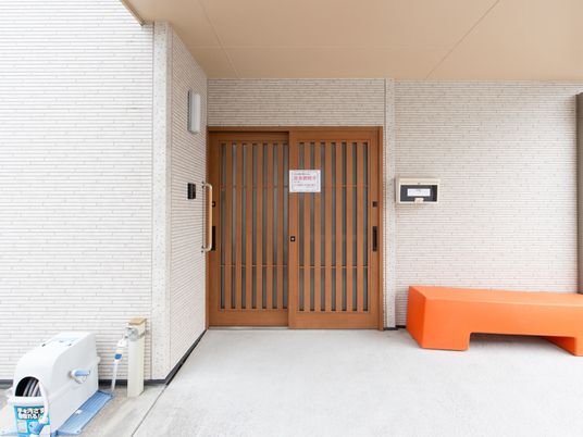 清潔なエントランス