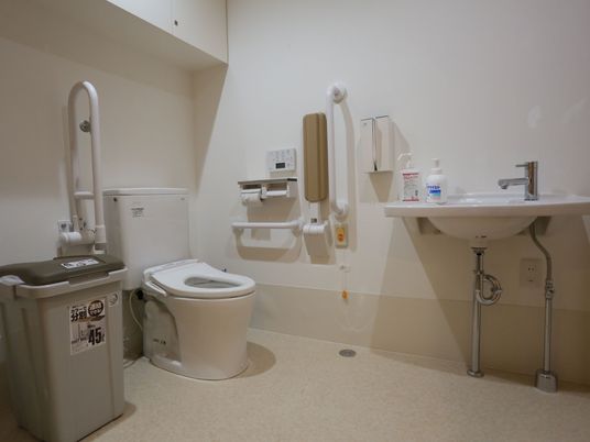 バリアフリーなトイレ空間