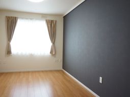 シンプルな居室の一角