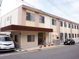 清潔感のある外観の建物