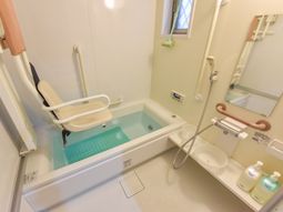 バリアフリー浴室の設備