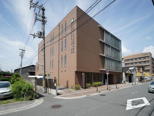 都心近くの建物外観